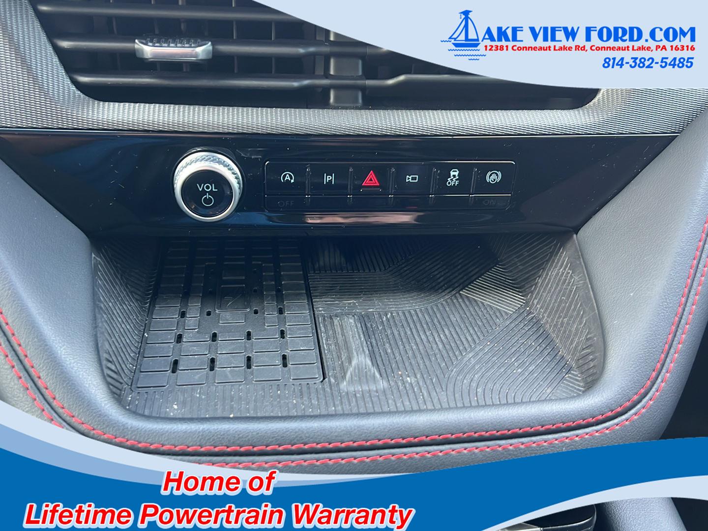 2025 Ford Explorer photo 54 of 62