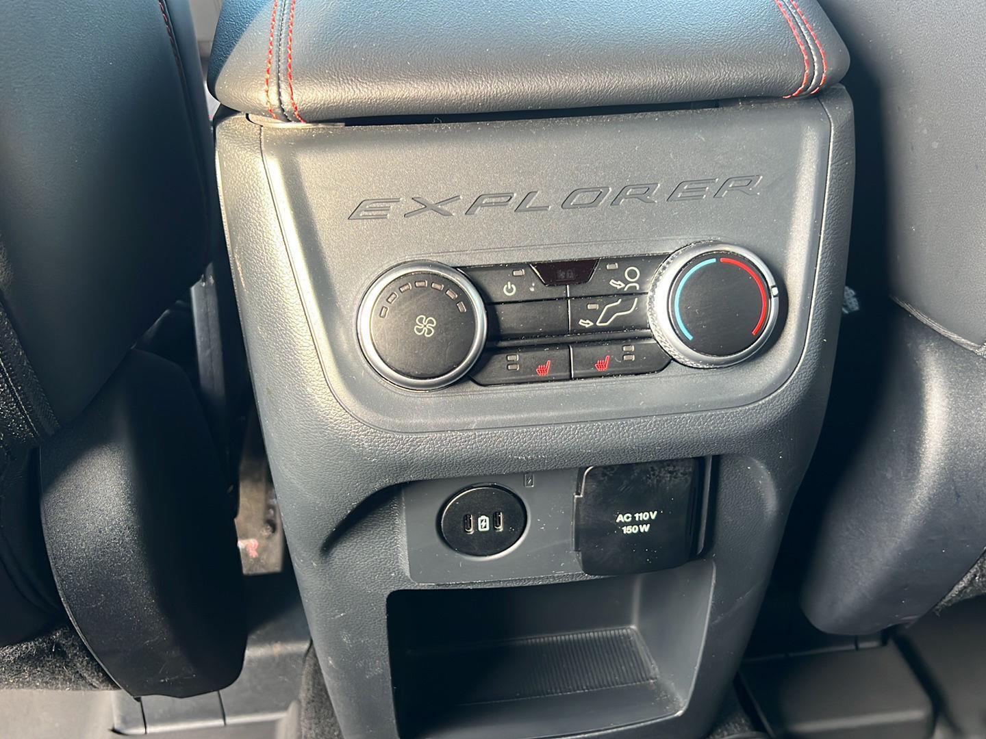 2025 Ford Explorer photo 61 of 62