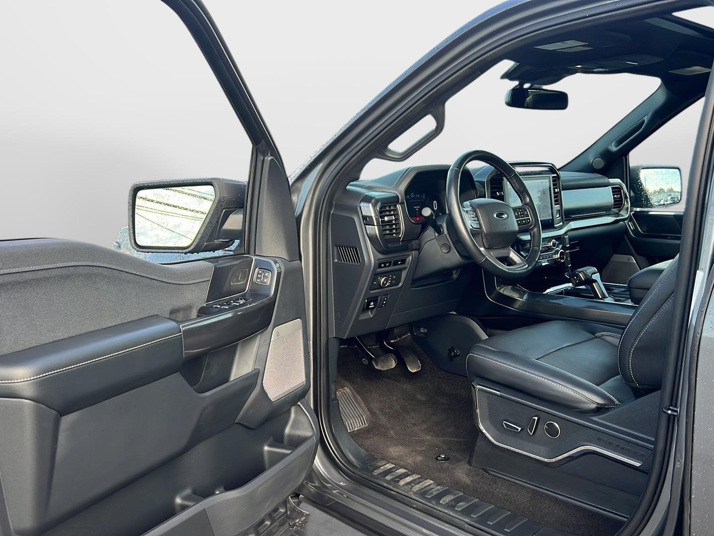 2023 Ford F-150 photo 17 of 56
