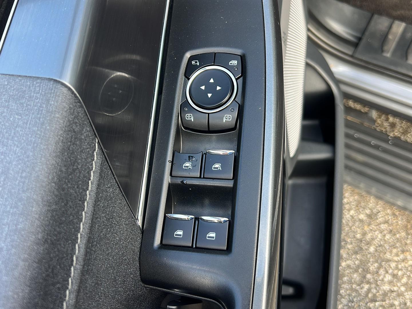 2023 Ford F-150 photo 24 of 56