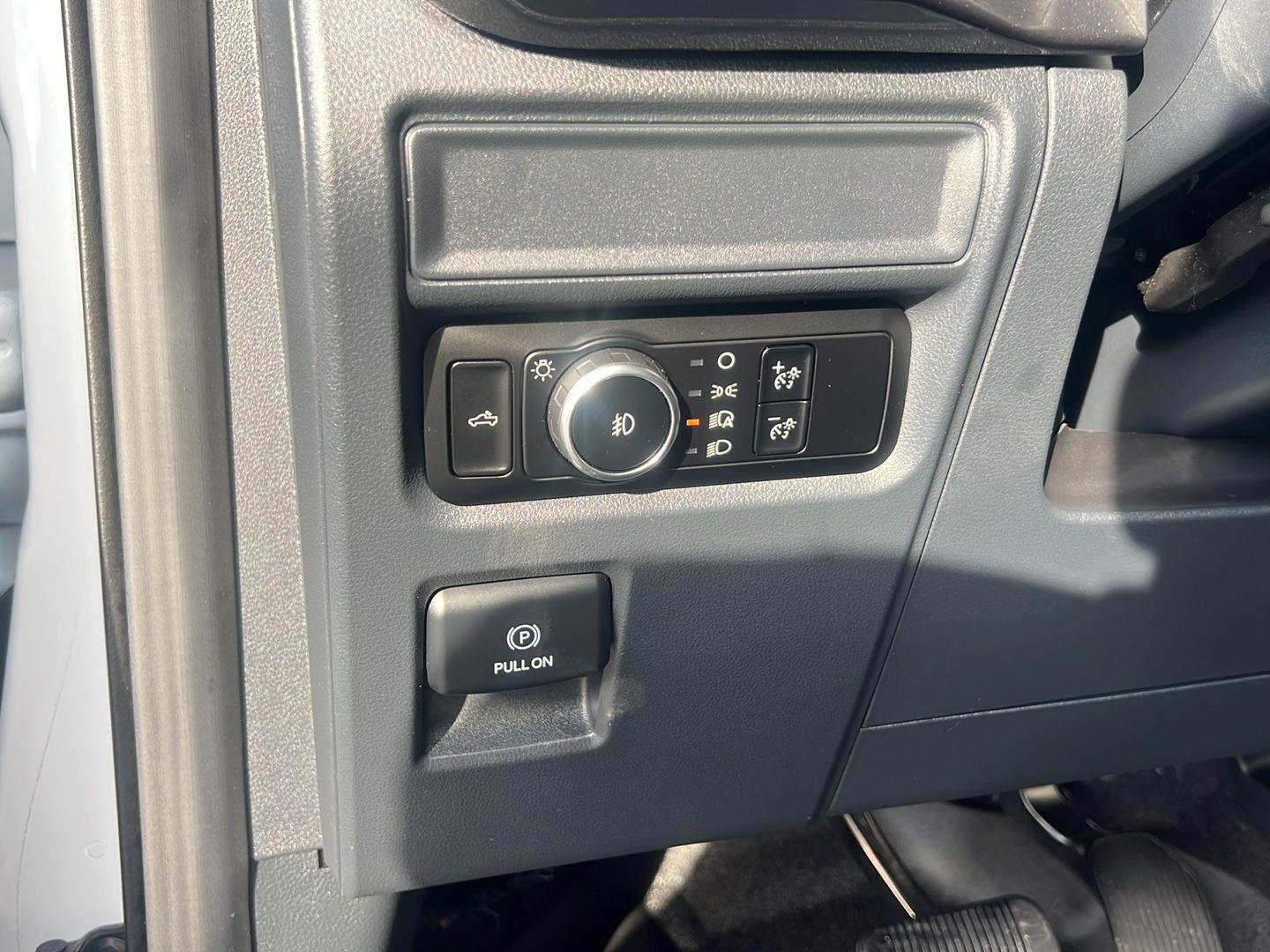 2024 Ford F-150 photo 21 of 41