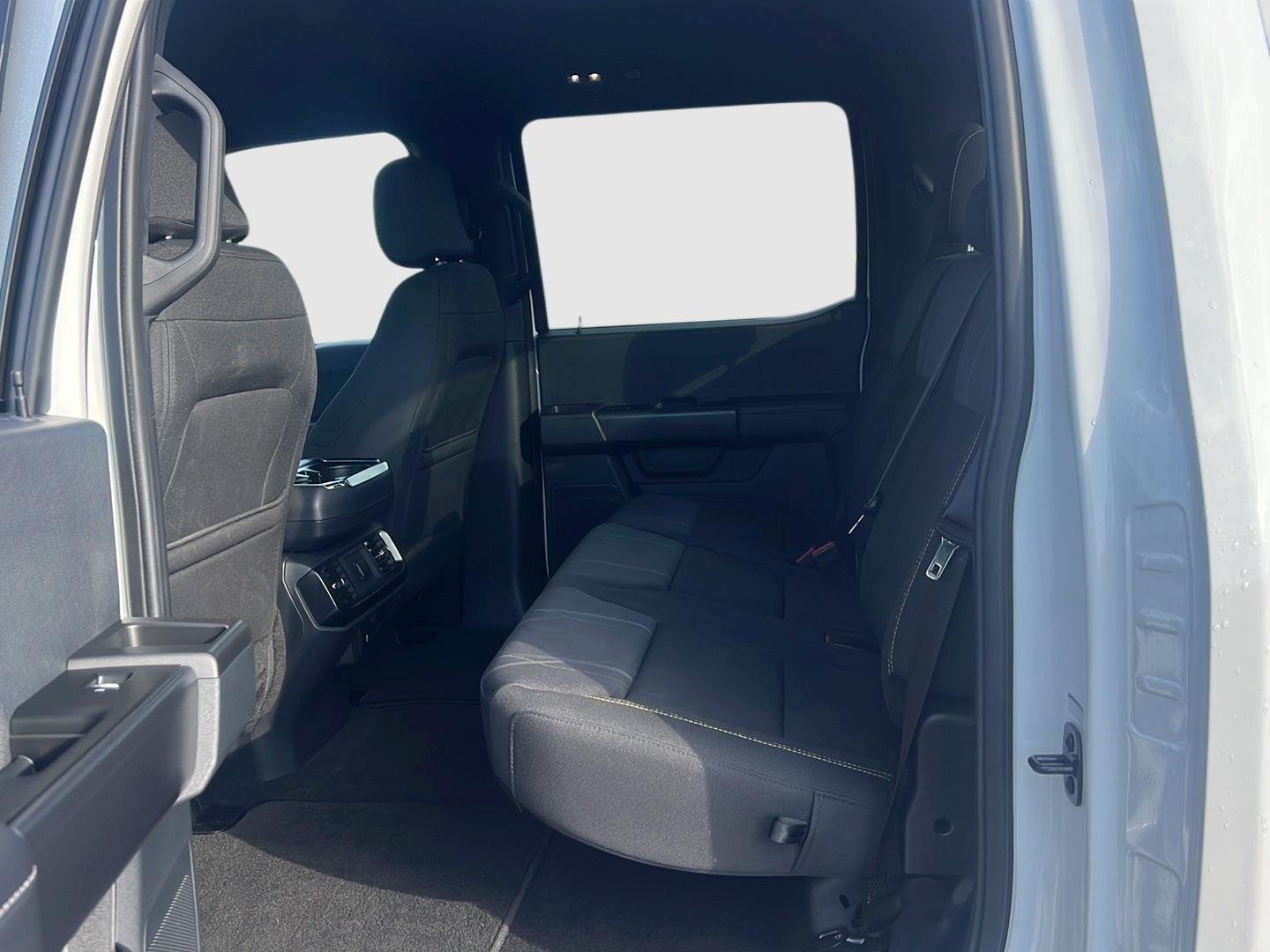 2024 Ford F-150 photo 39 of 41