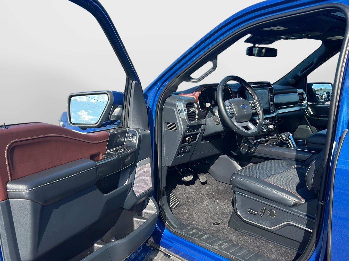 2023 Ford F-150 photo 17 of 56