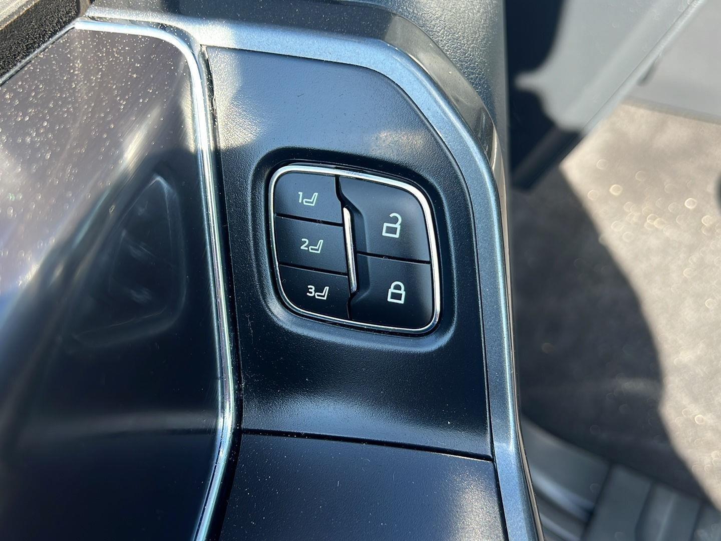 2023 Ford F-150 photo 22 of 56