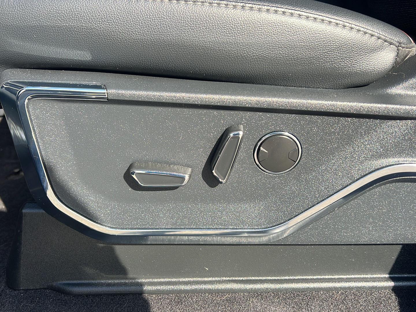 2023 Ford F-150 photo 24 of 56