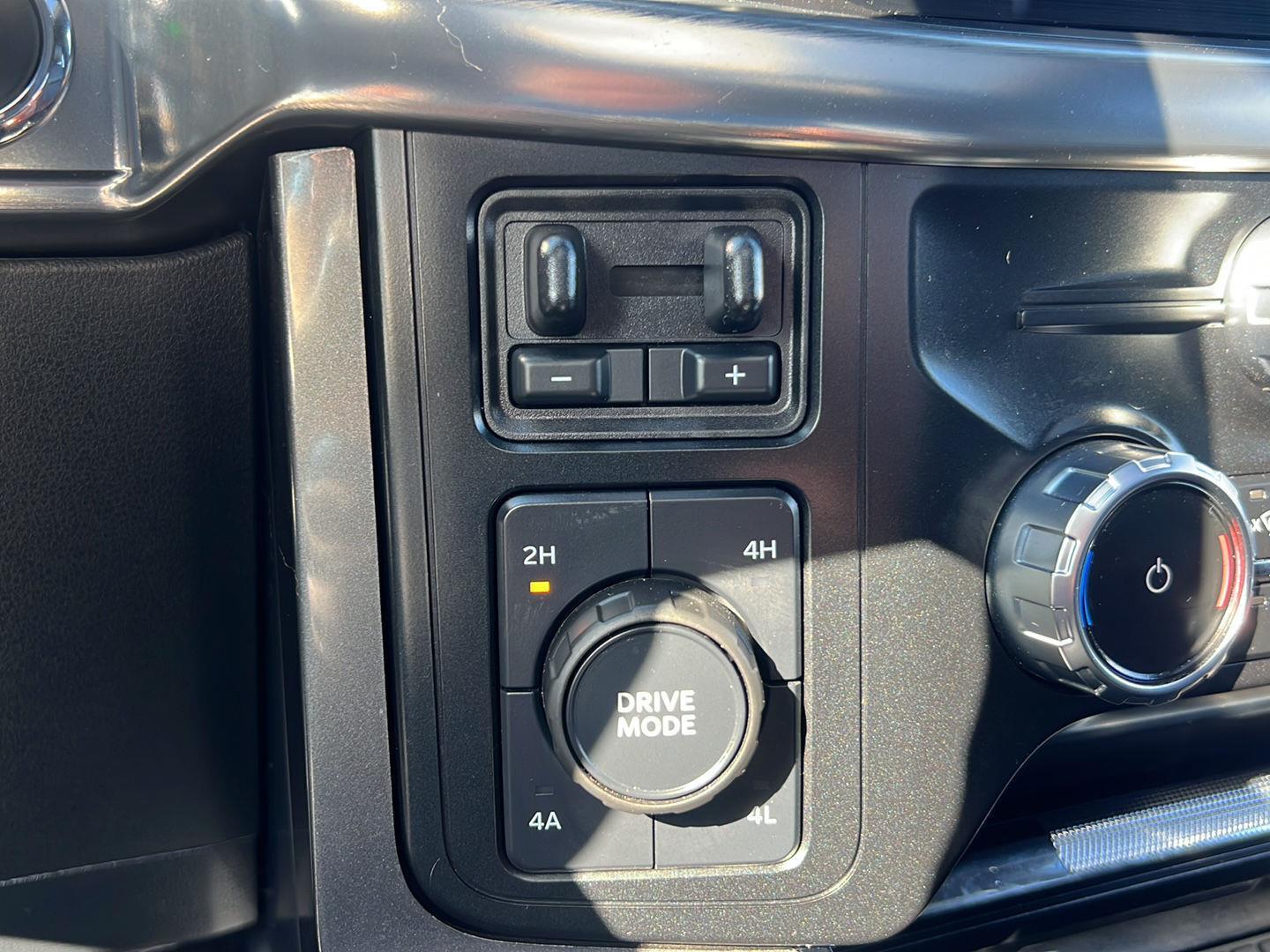 2023 Ford F-150 photo 34 of 56