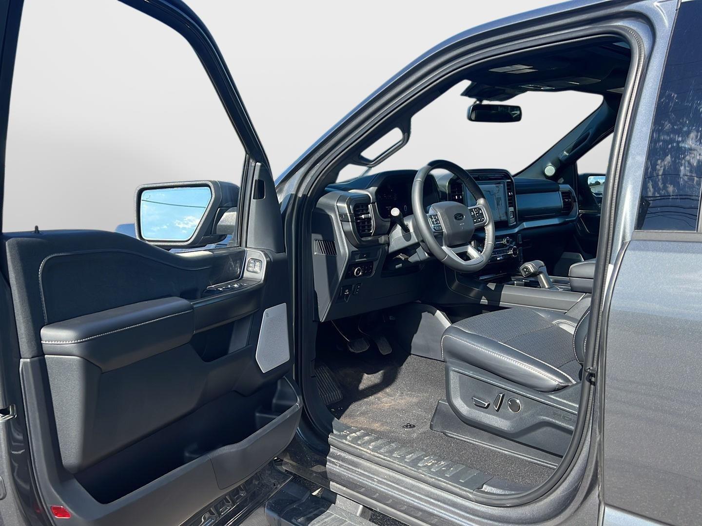 2026 Ford F-150 photo 15 of 54
