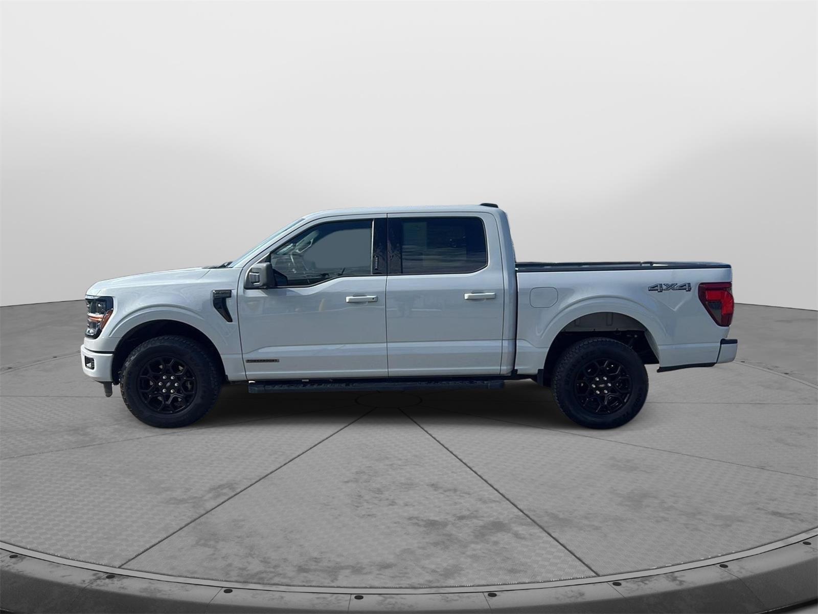 2024 Ford F-150 photo 5 of 45