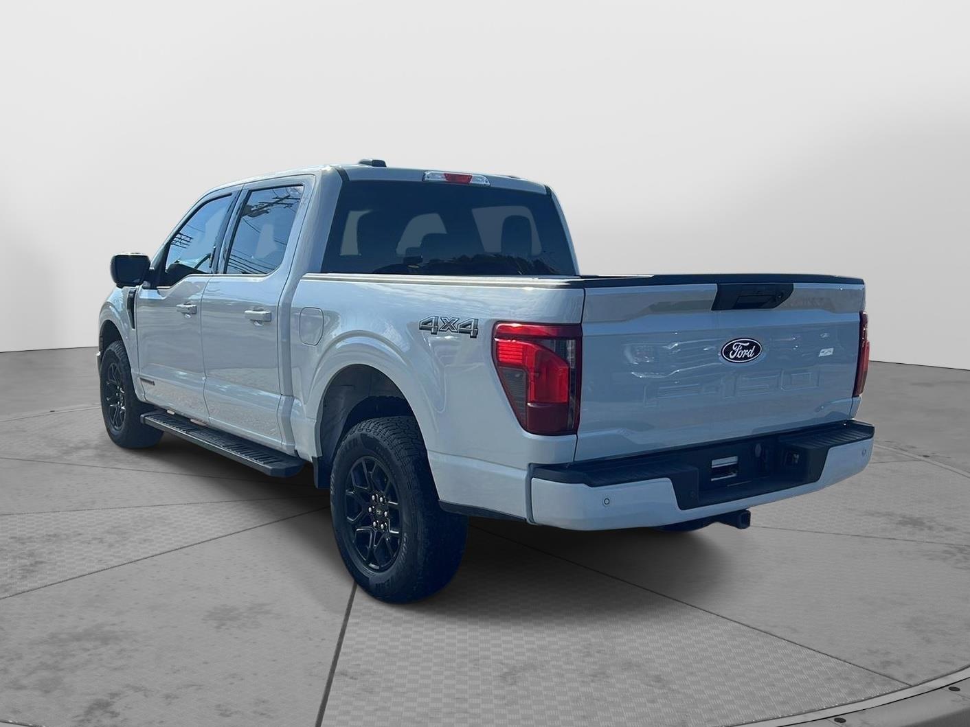2024 Ford F-150 photo 6 of 45