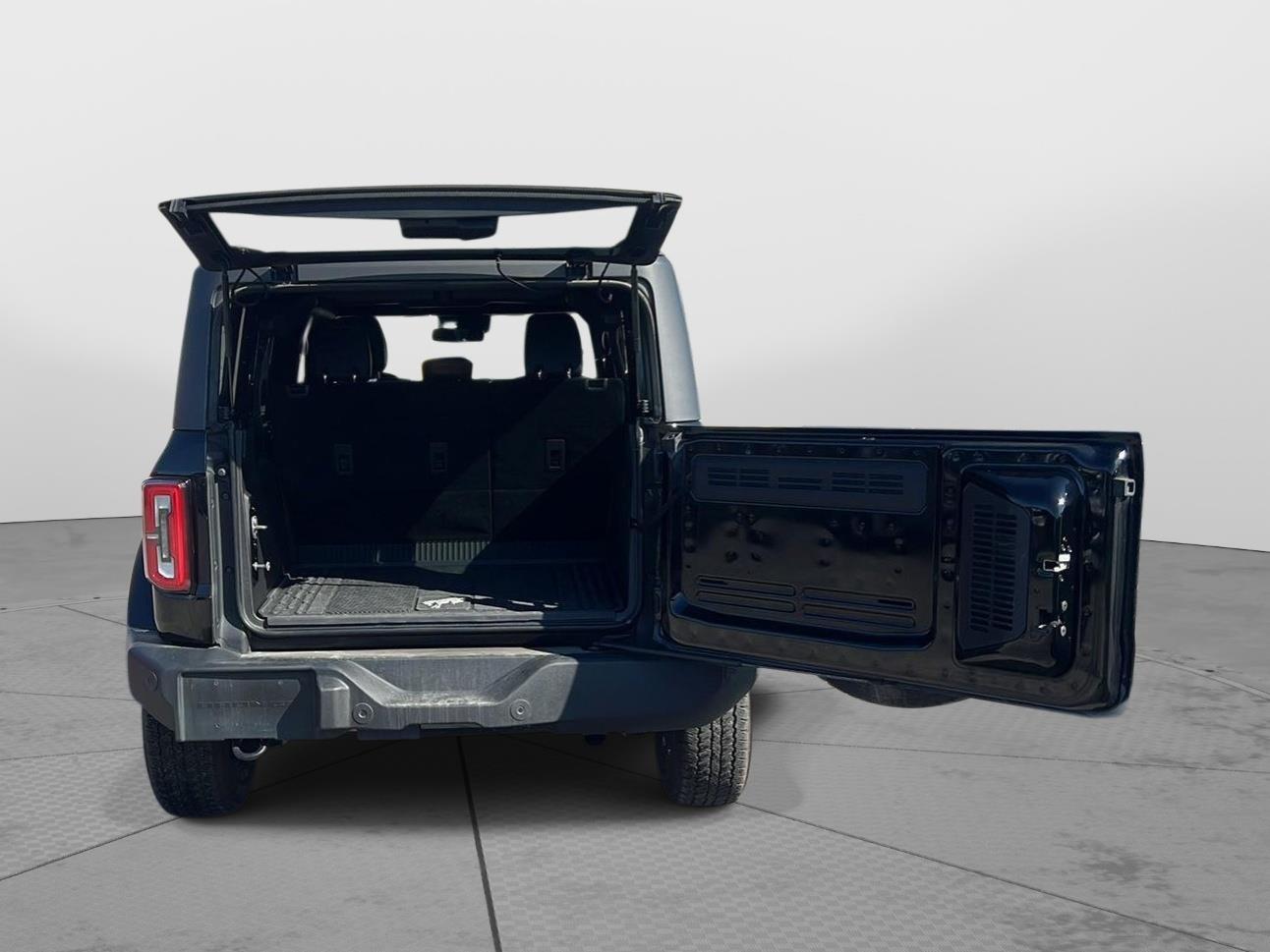 2024 Ford Bronco photo 10 of 46