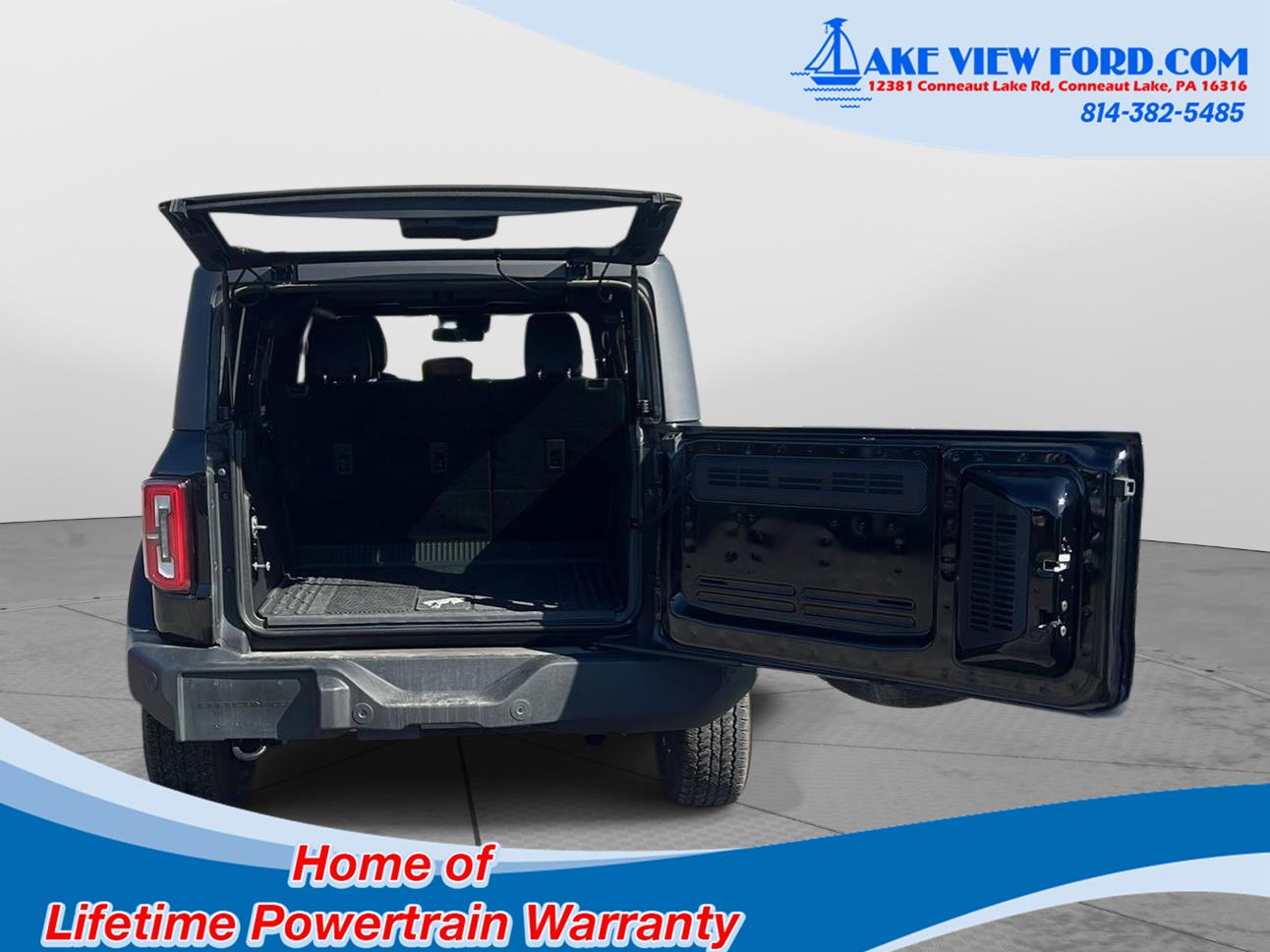 2024 Ford Bronco photo 10 of 46