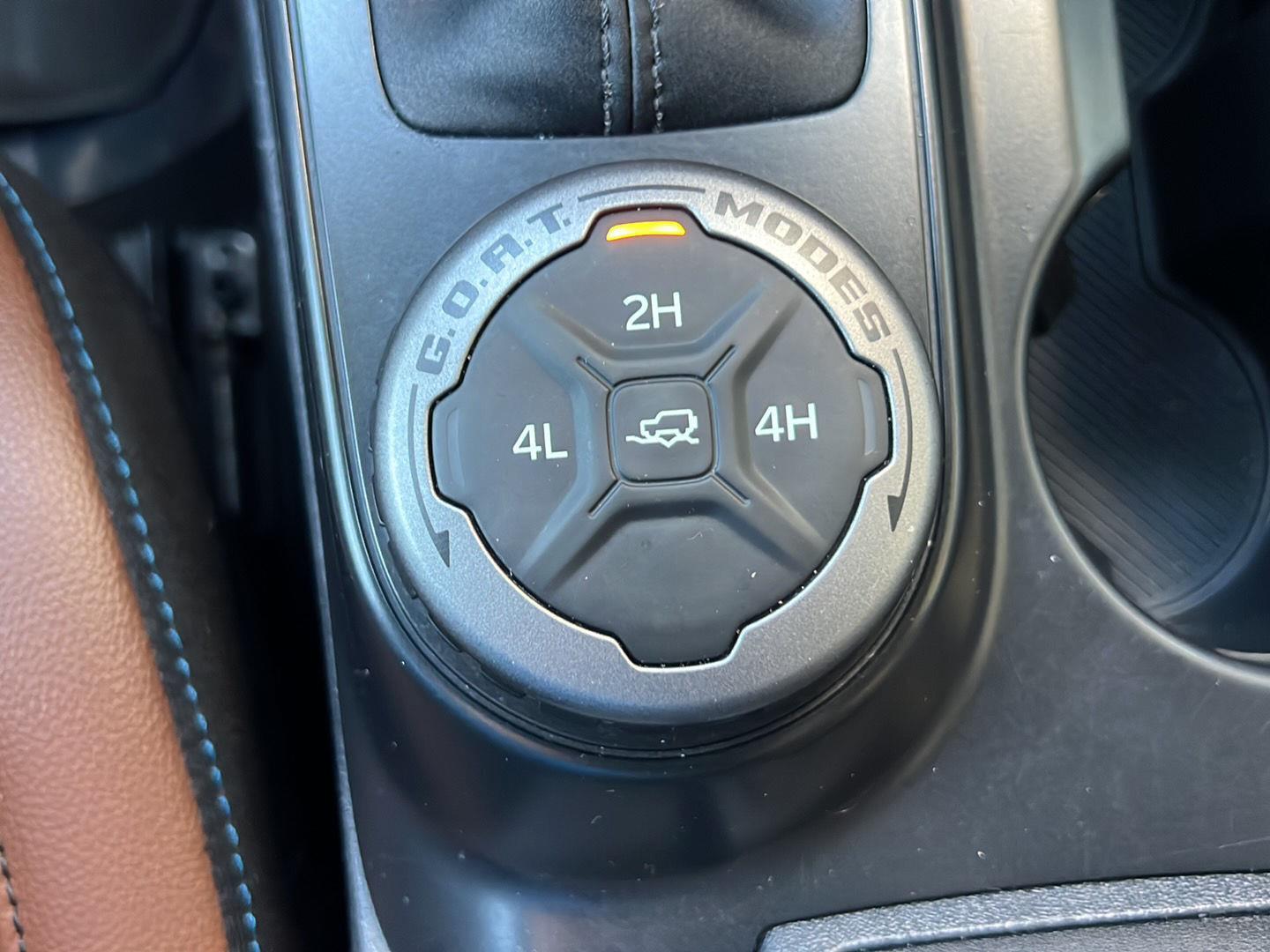 2024 Ford Bronco photo 33 of 46