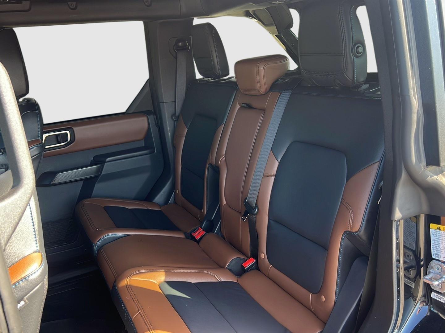 2024 Ford Bronco photo 44 of 46