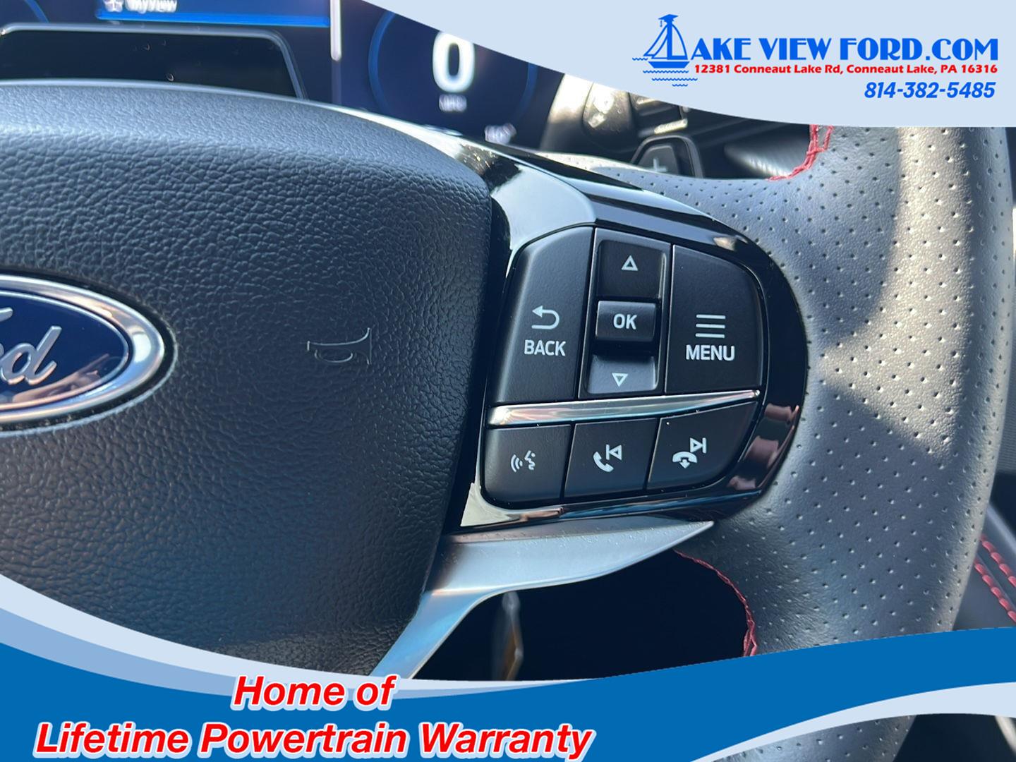 2025 Ford Explorer photo 35 of 60