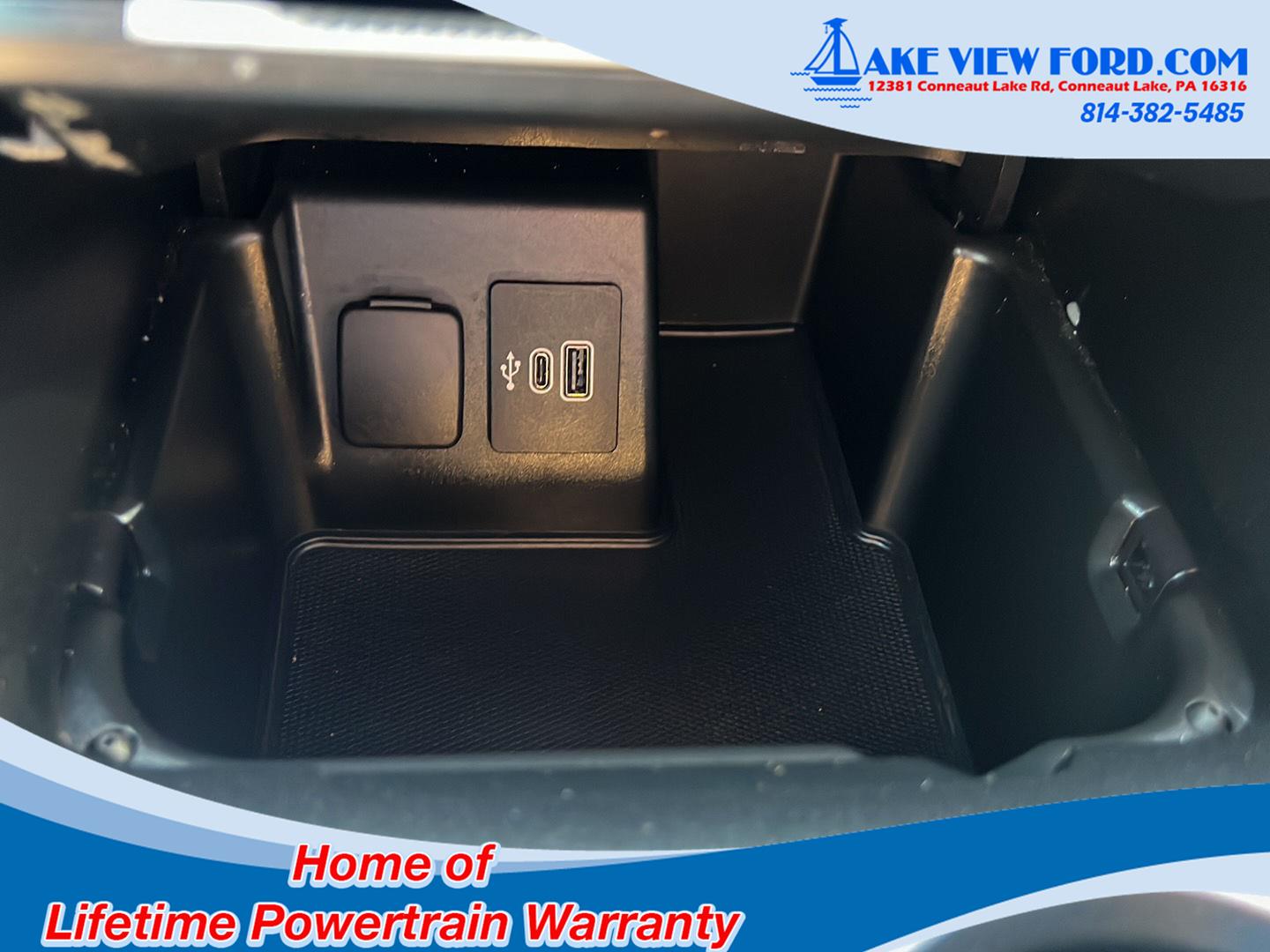2025 Ford Explorer photo 49 of 60