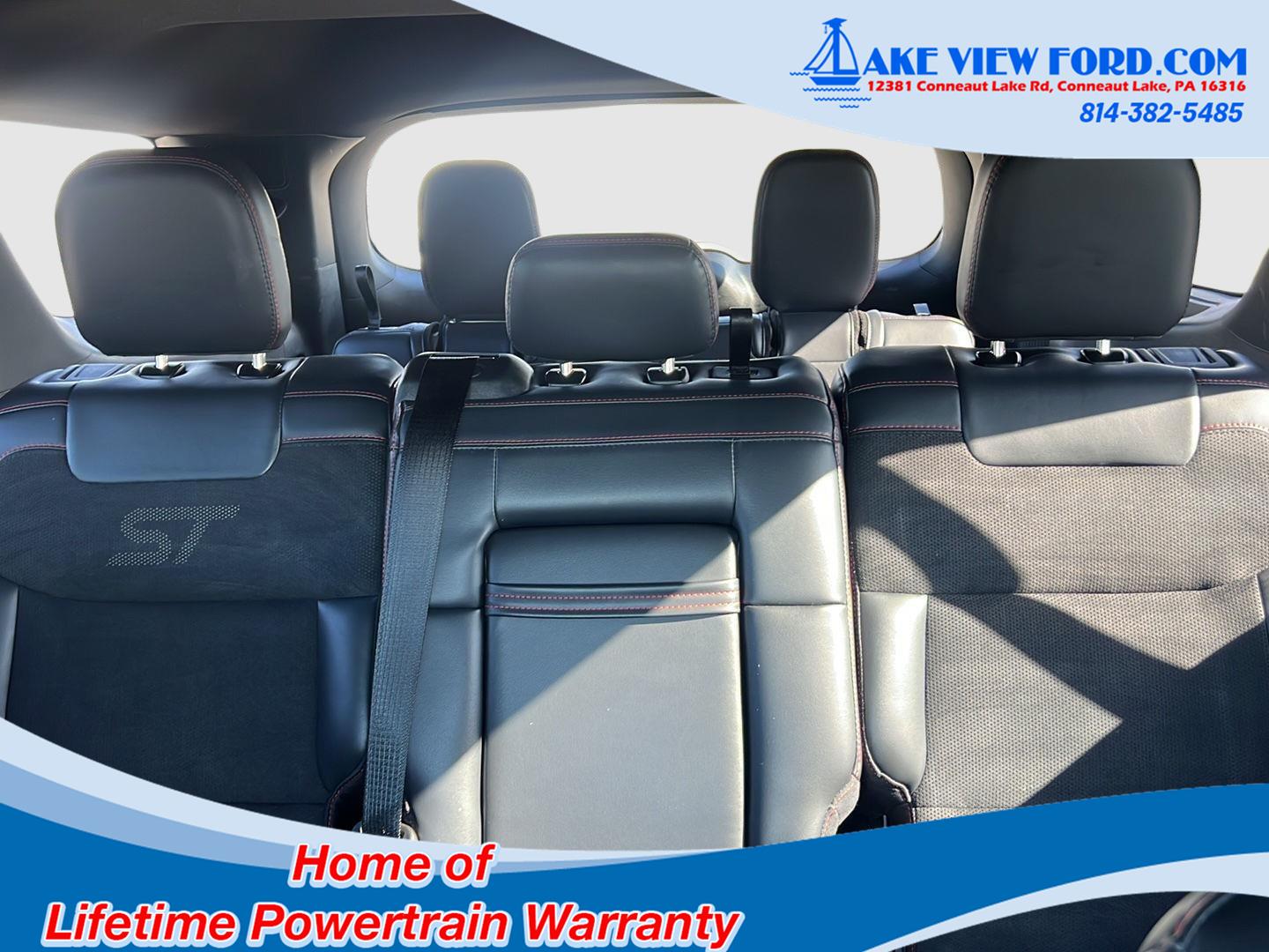 2025 Ford Explorer photo 57 of 60