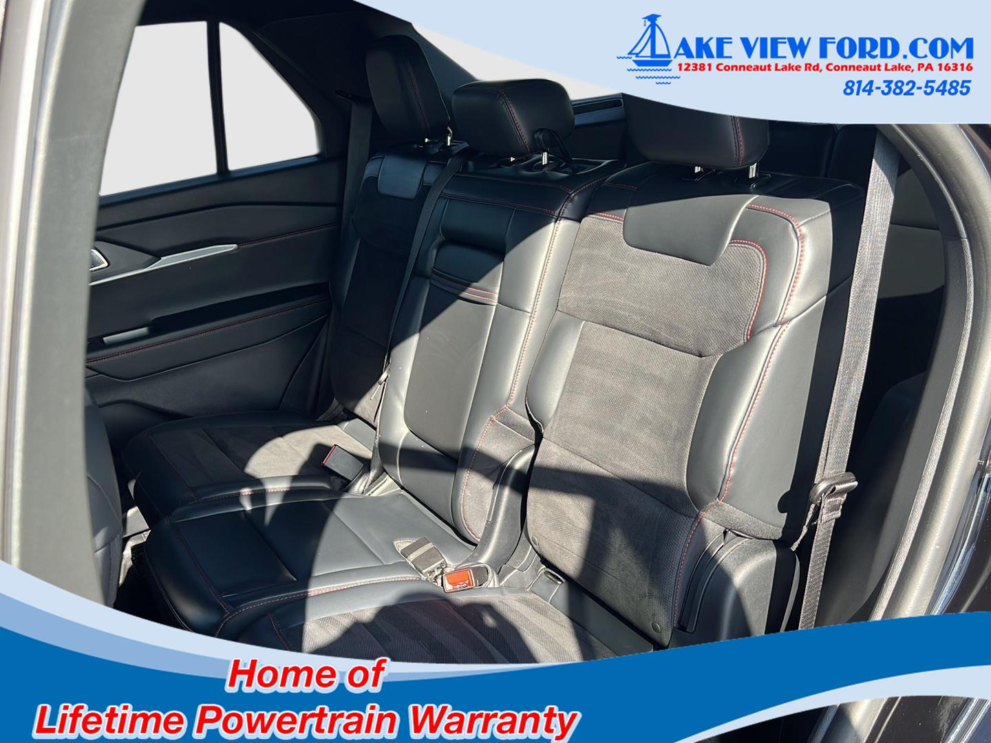 2025 Ford Explorer photo 58 of 60