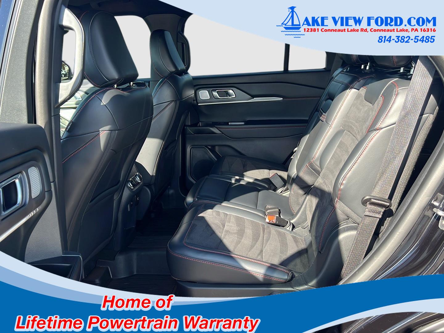 2025 Ford Explorer photo 59 of 60