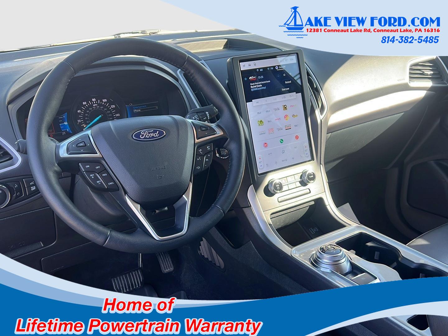 2024 Ford Edge photo 2 of 41