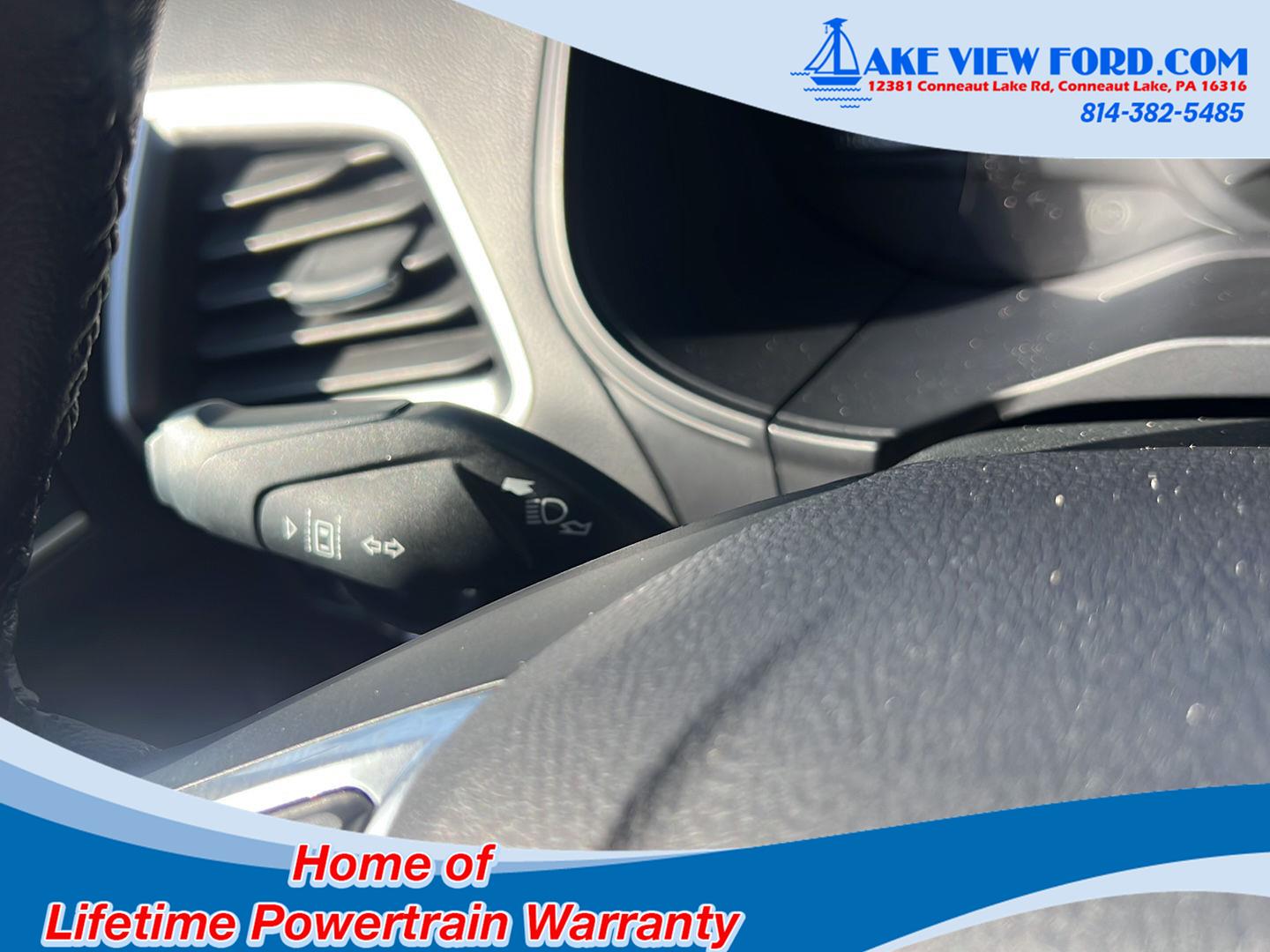 2024 Ford Edge photo 28 of 41