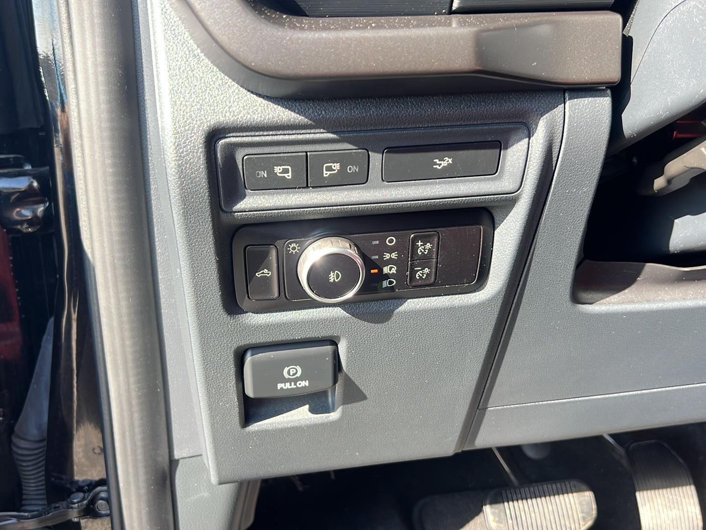 2024 Ford F-150 photo 22 of 49