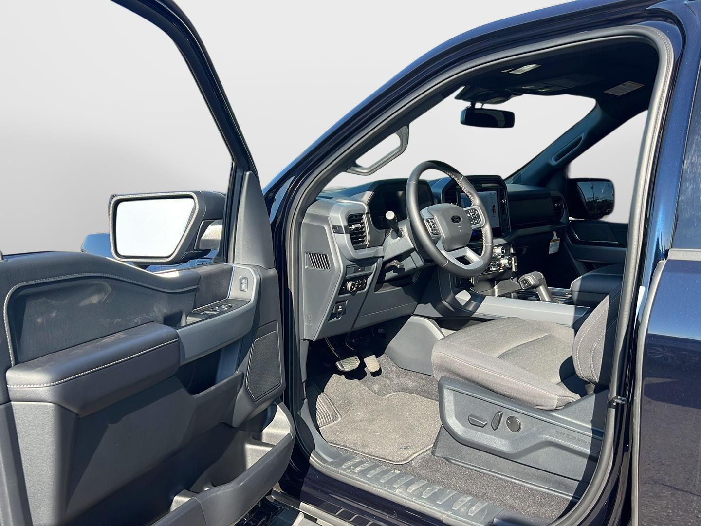 2026 Ford F-150 photo 13 of 45