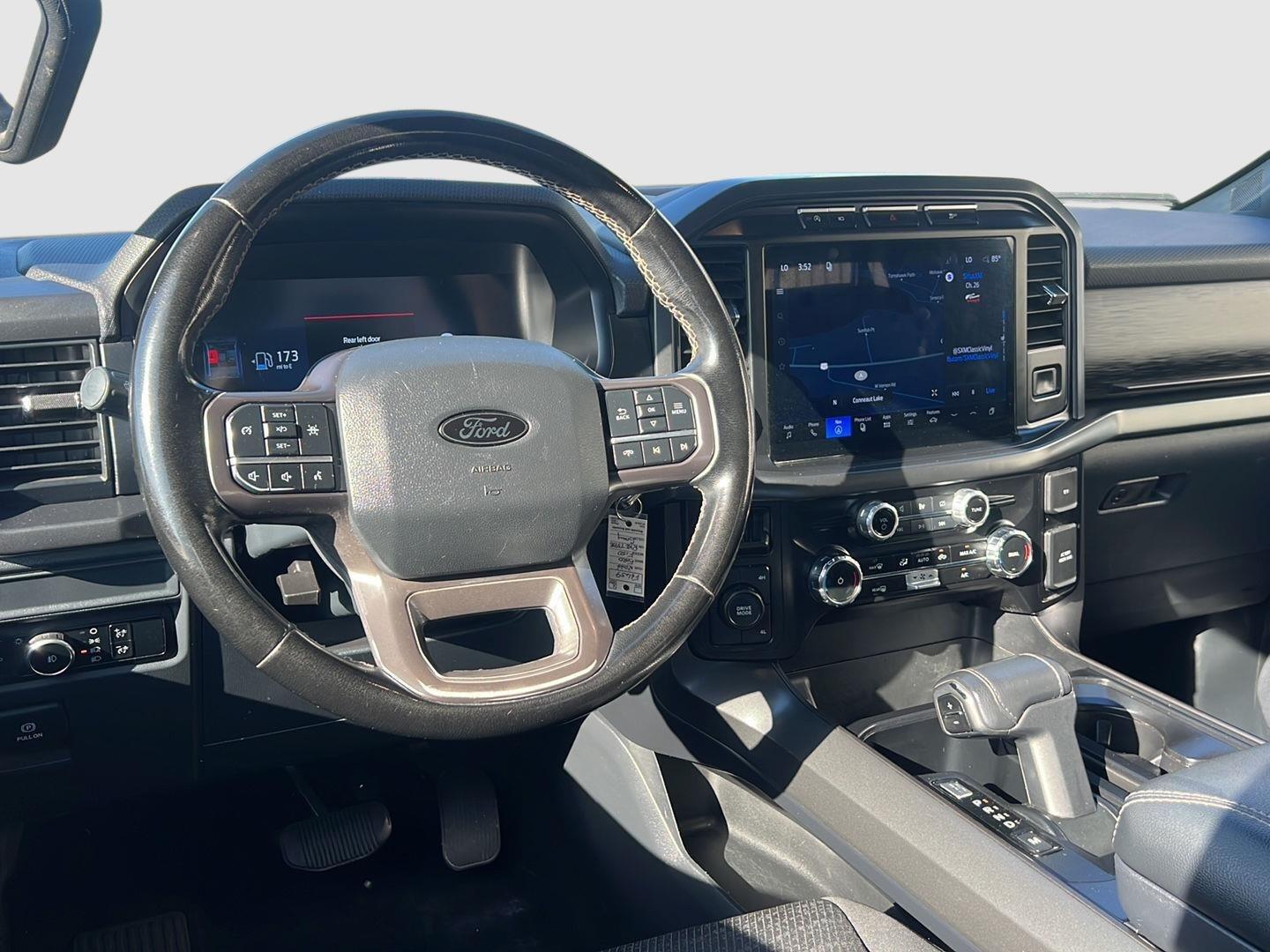 2024 Ford F-150 photo 2 of 44