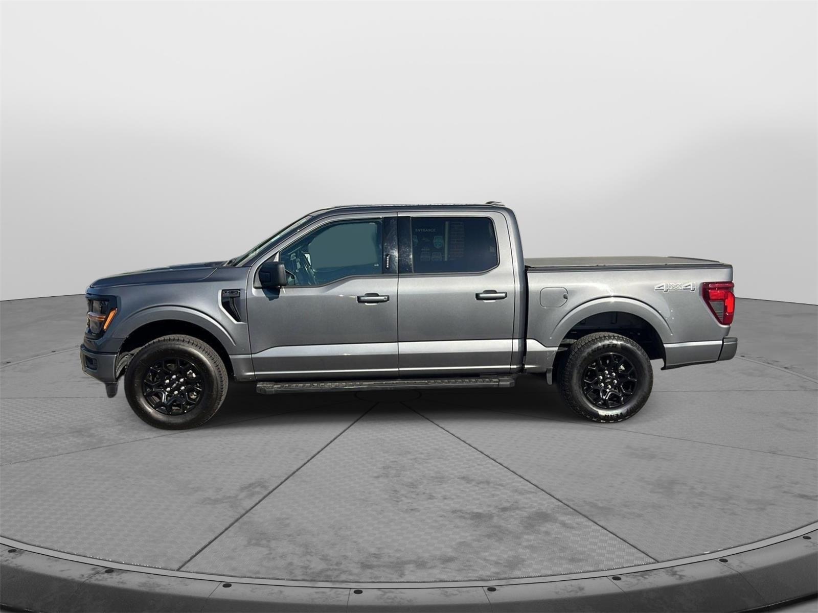 2024 Ford F-150 photo 5 of 44