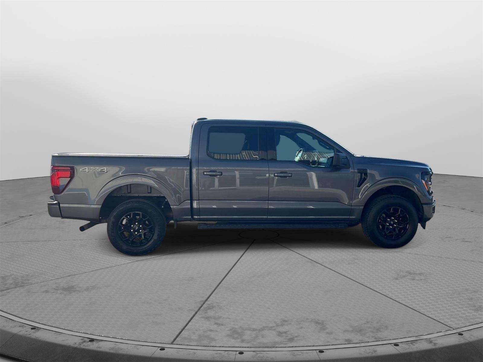 2024 Ford F-150 photo 12 of 44