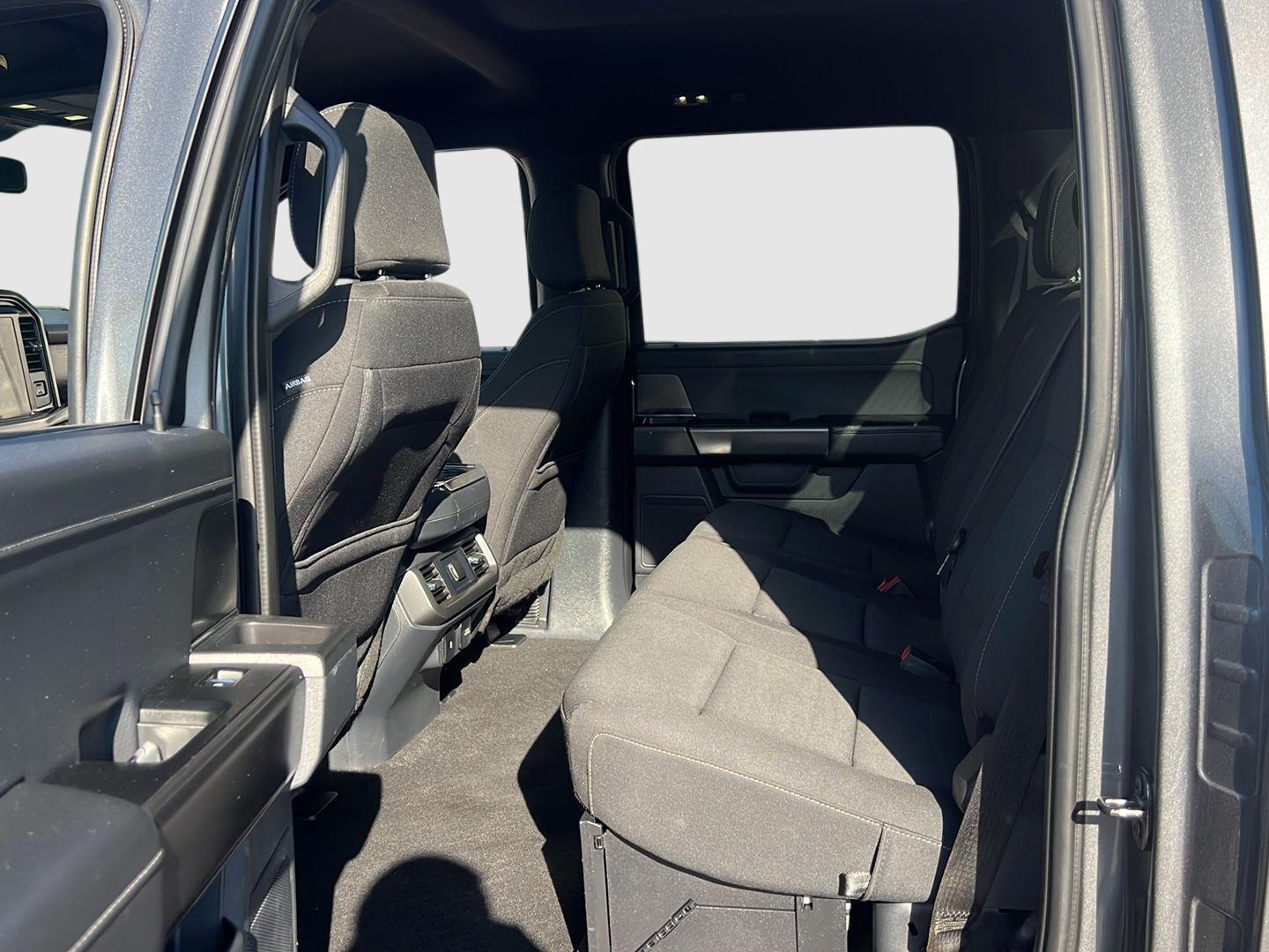 2024 Ford F-150 photo 42 of 44
