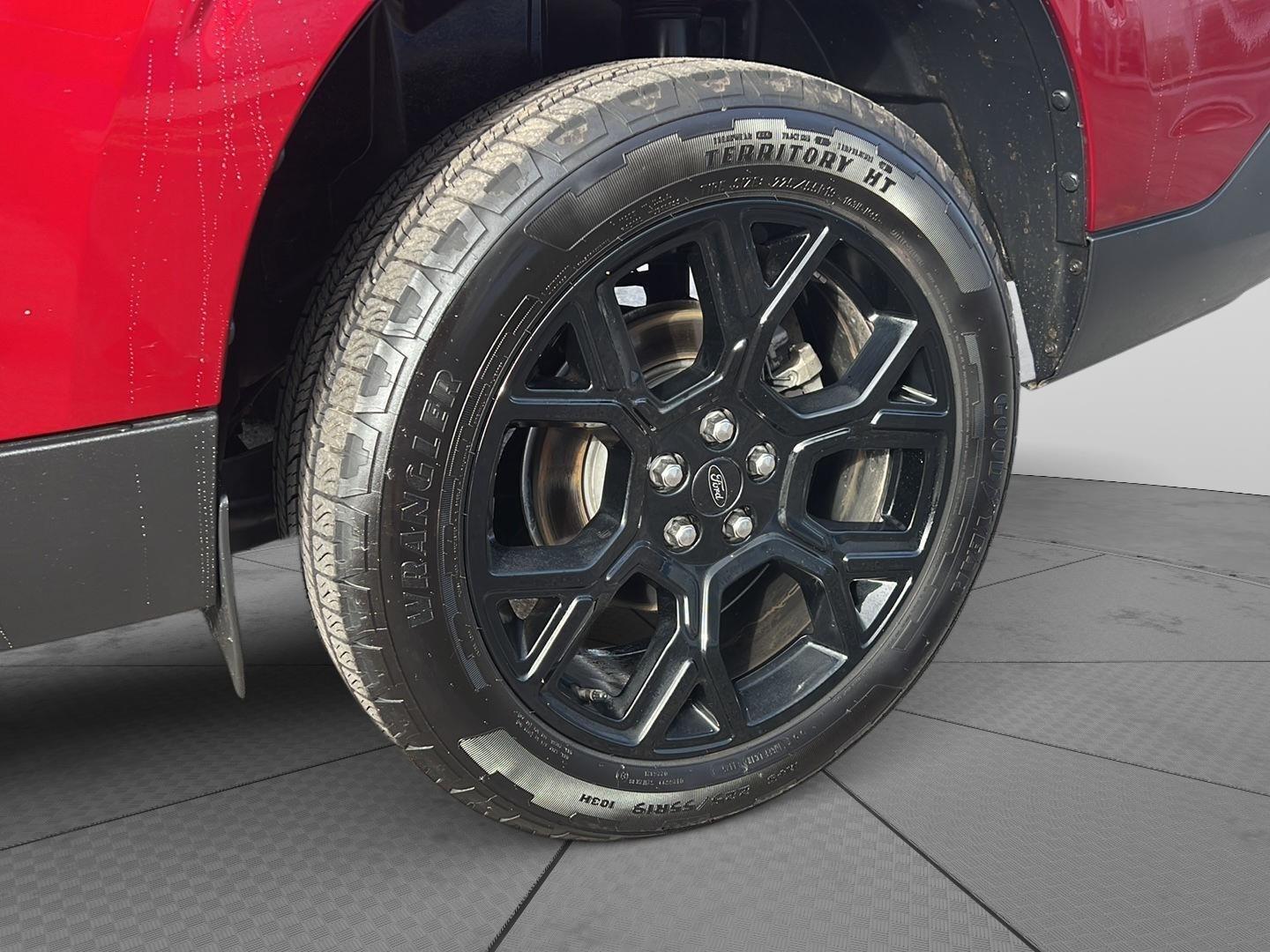 2026 Ford Maverick photo 4 of 47