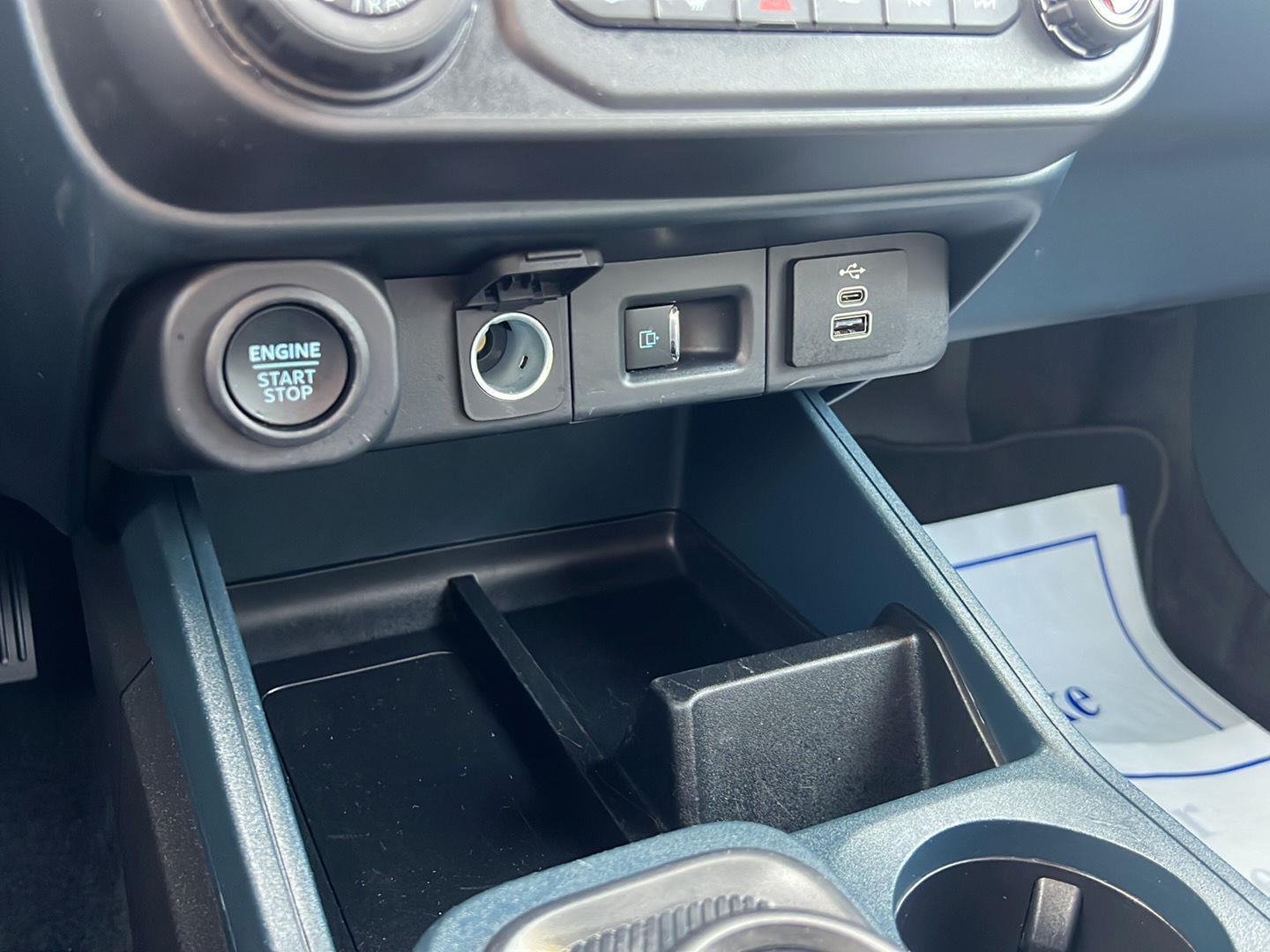 2026 Ford Maverick photo 33 of 47