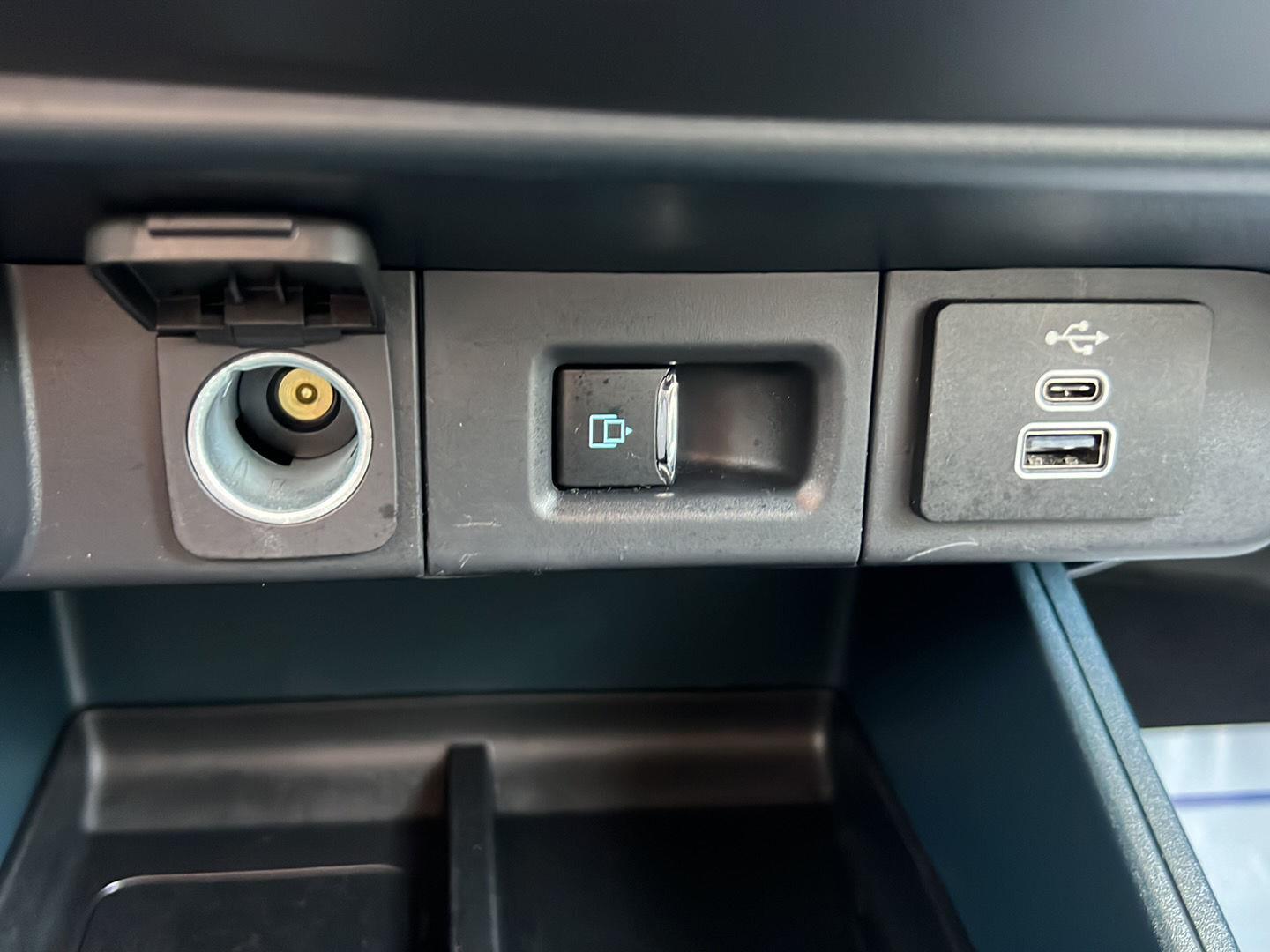2026 Ford Maverick photo 35 of 47