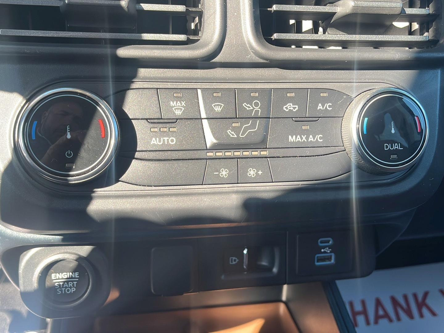 2022 Ford Maverick photo 17 of 27