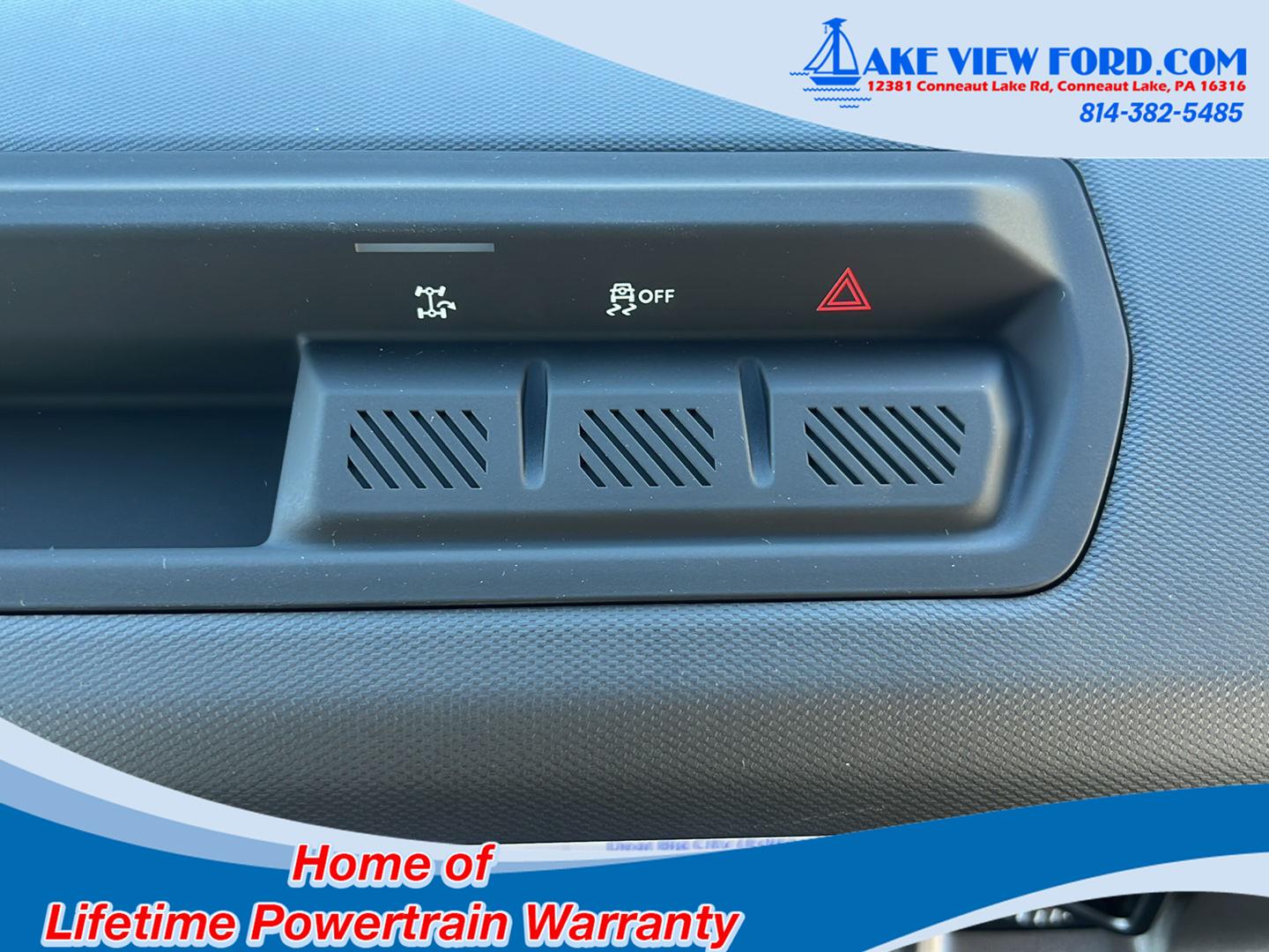 2026 Ford Bronco photo 40 of 44