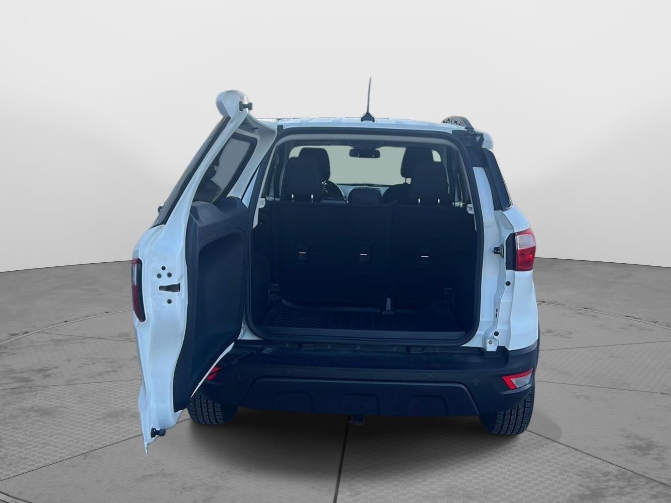 2018 Ford EcoSport photo 8 of 37