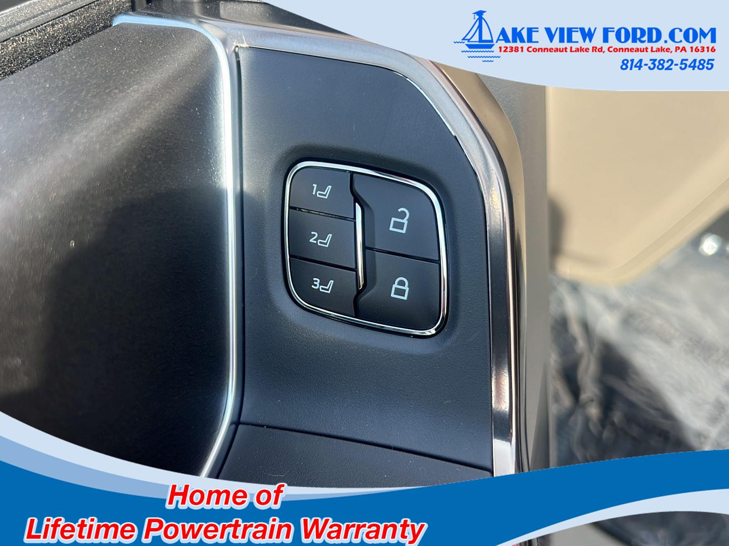 2027 Ford Super Duty F-350 SRW photo 26 of 66