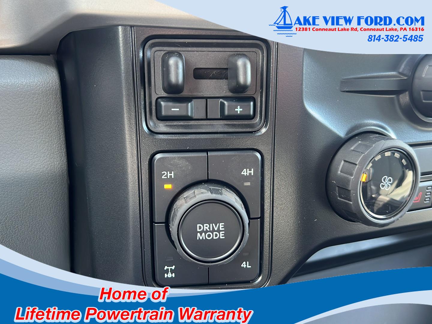 2027 Ford Super Duty F-250 SRW photo 32 of 53
