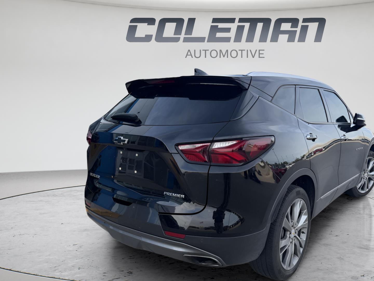 View vehicle photo 5
