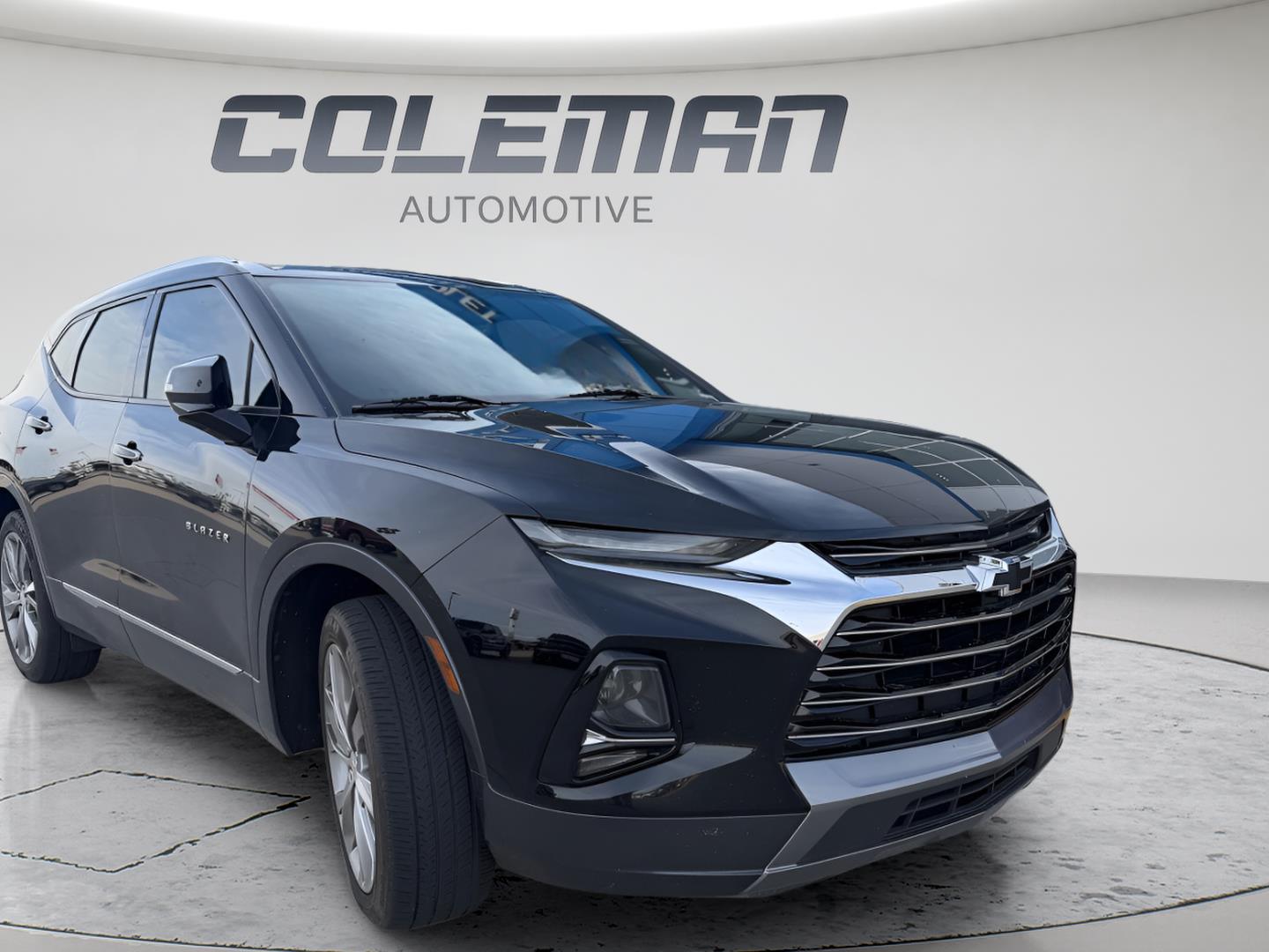 View vehicle photo 7