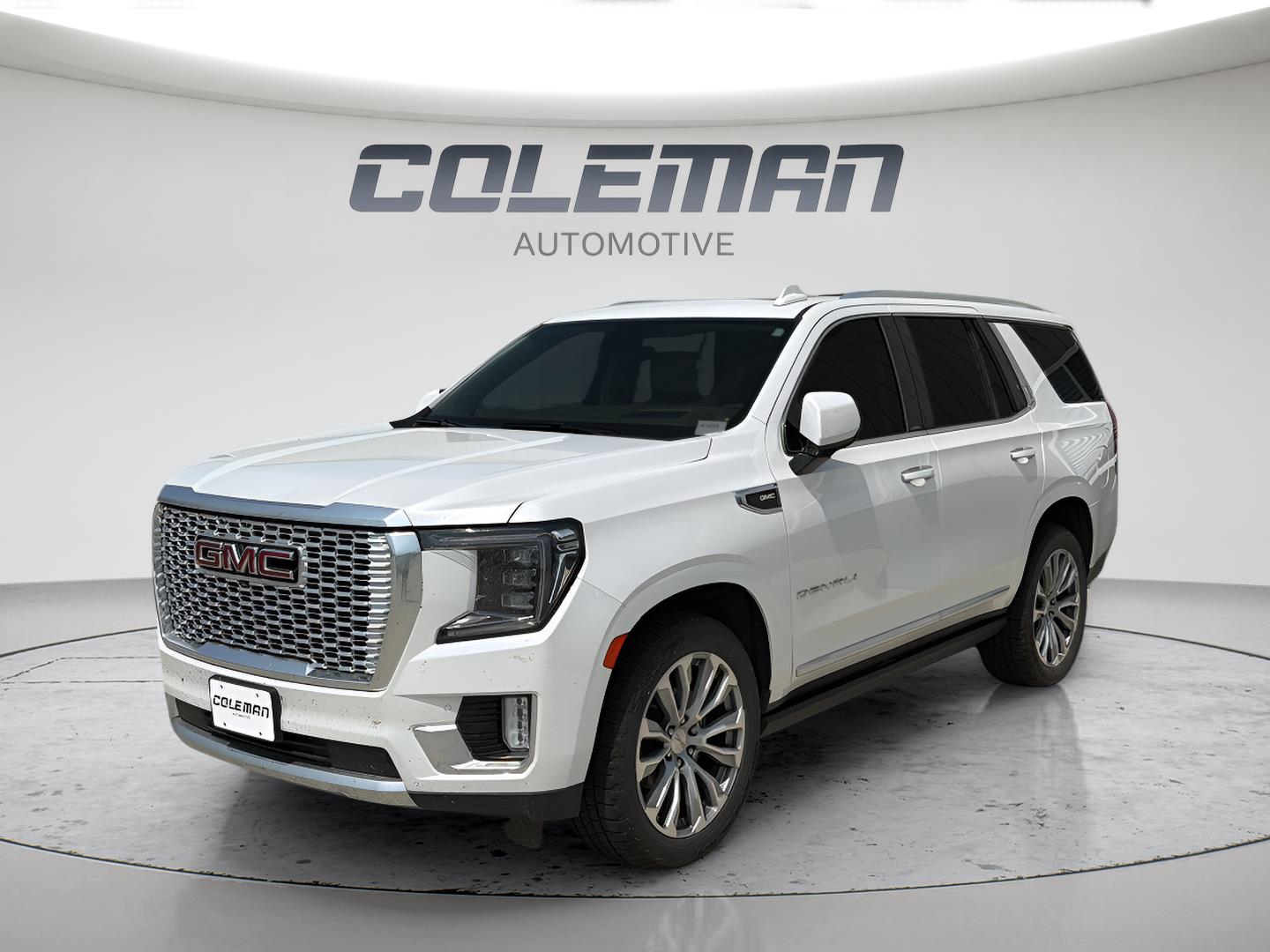 White Frost Tricoat 2021 GMC Yukon SUV / Crossover Four-Wheel Drive Automatic