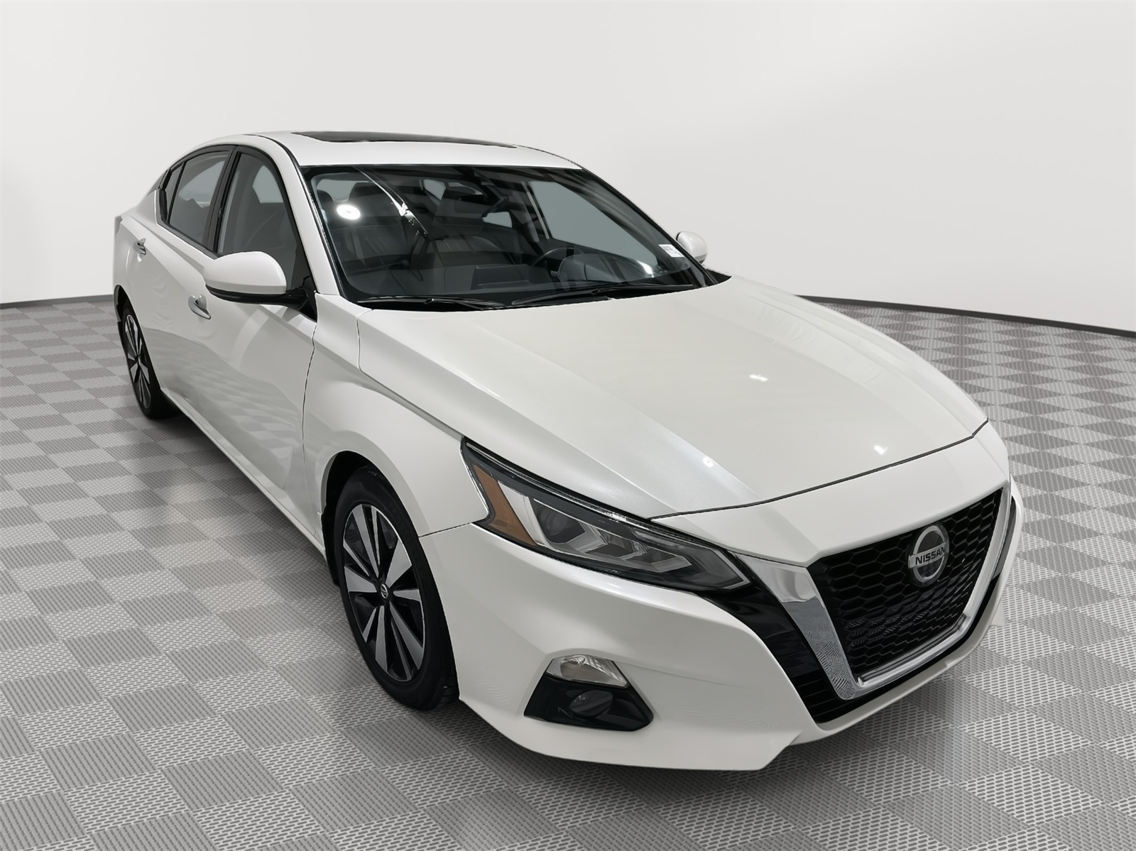 Used 2022 Nissan Altima 2.5 SL Sedan for sale in St Joseph MO