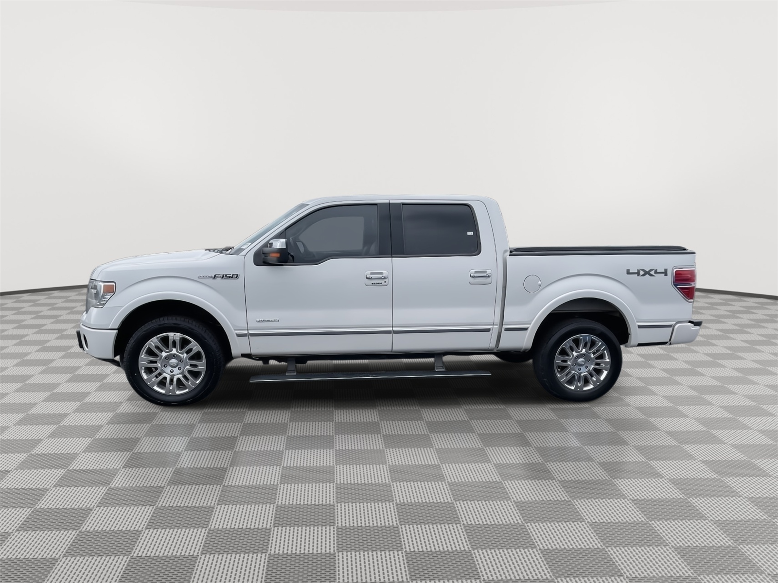 Used 2013 Ford F-150 Platinum Crew Cab Truck for sale in St Joseph MO