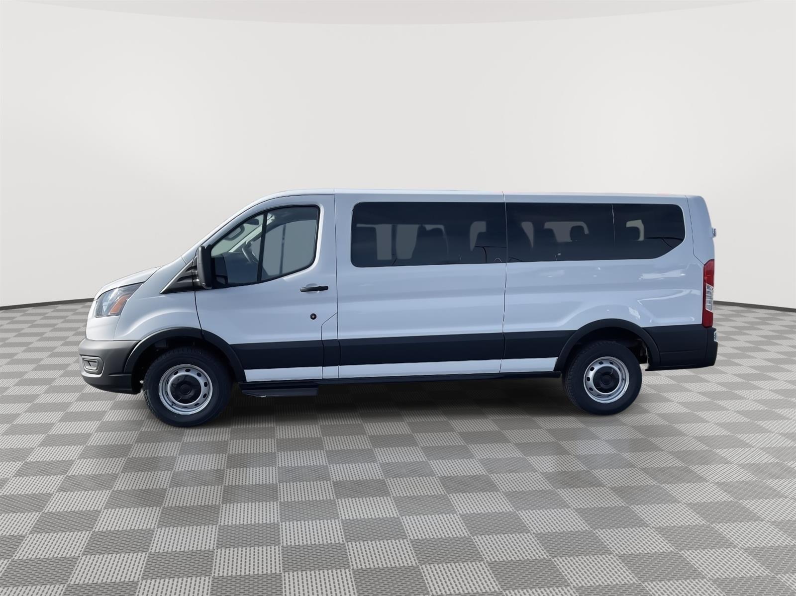 New 2024 Ford Transit Passenger Wagon XL Full-Sized Van for sale in St. Joseph MO