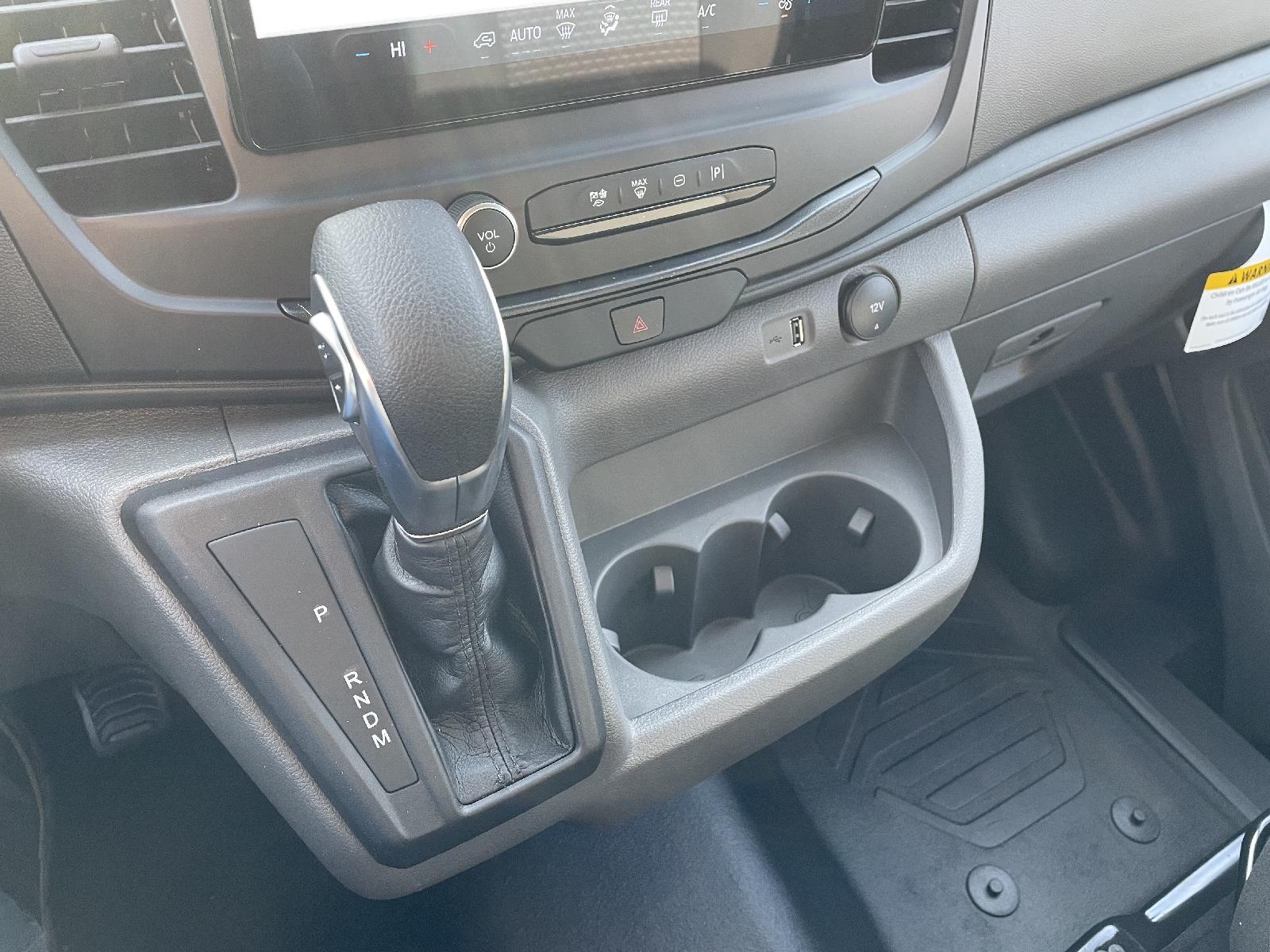 New 2024 Ford Transit Passenger Wagon XL Full-Sized Van for sale in St. Joseph MO