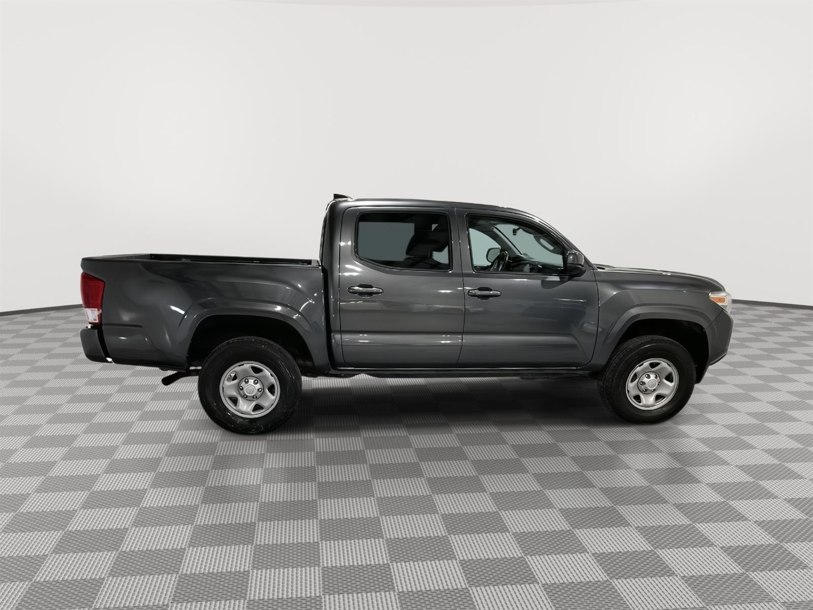 Used 2021 Toyota Tacoma 4WD SR Double Cab Truck for sale in St Joseph MO