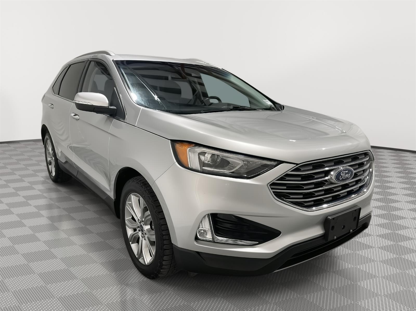 Used 2019 Ford Edge Titanium SUV for sale in St Joseph MO