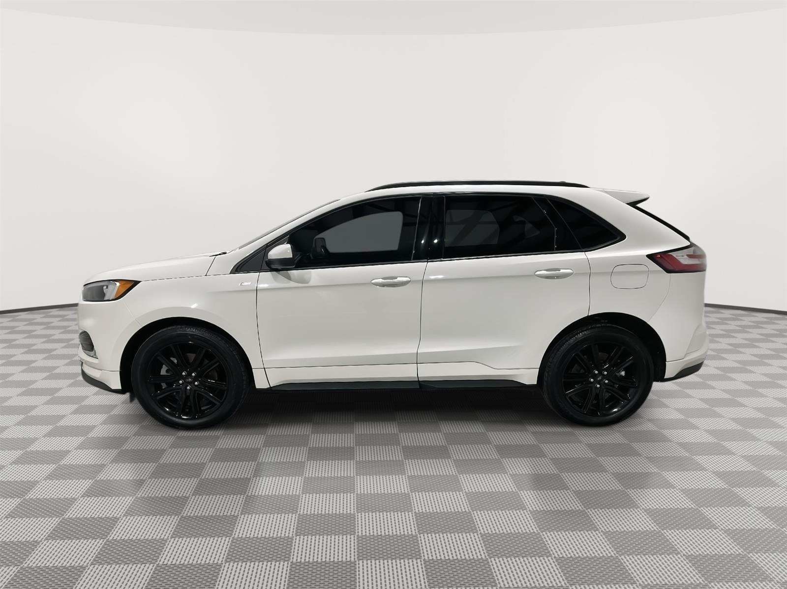 Used 2022 Ford Edge ST-Line SUV for sale in St Joseph MO