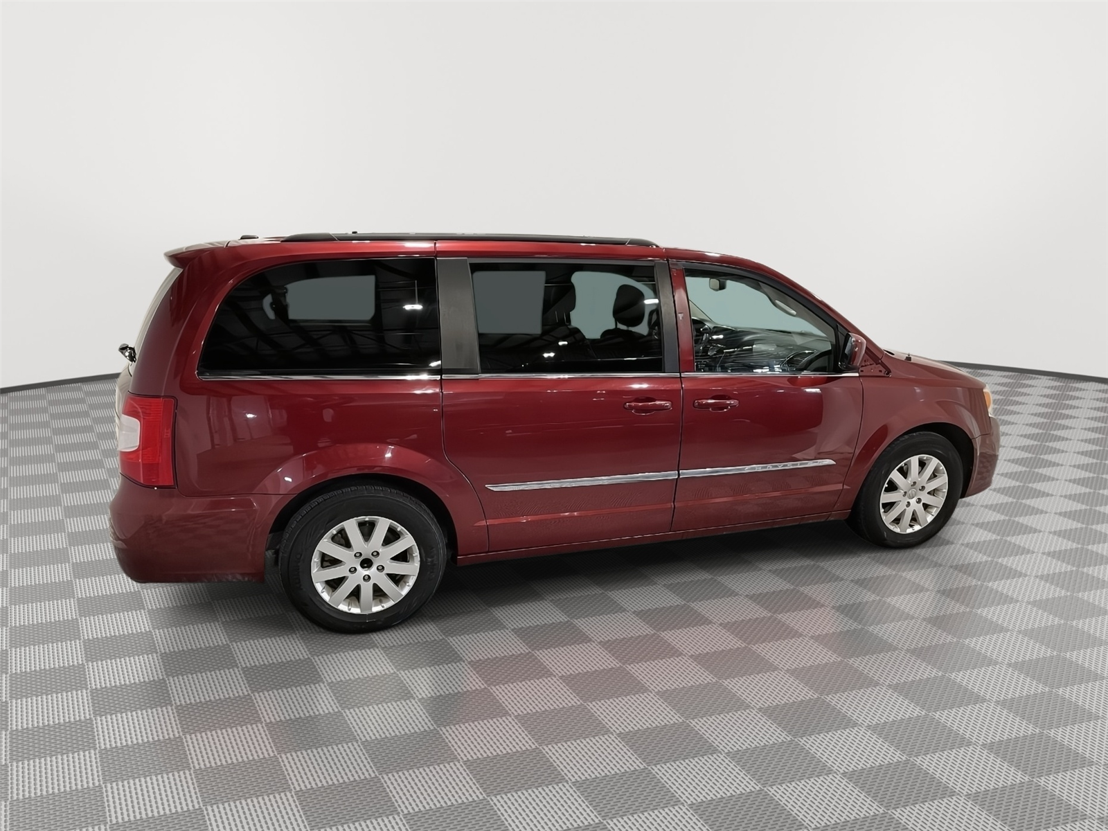 Used 2015 Chrysler Town And Country Touring Minivans for sale in St Joseph MO