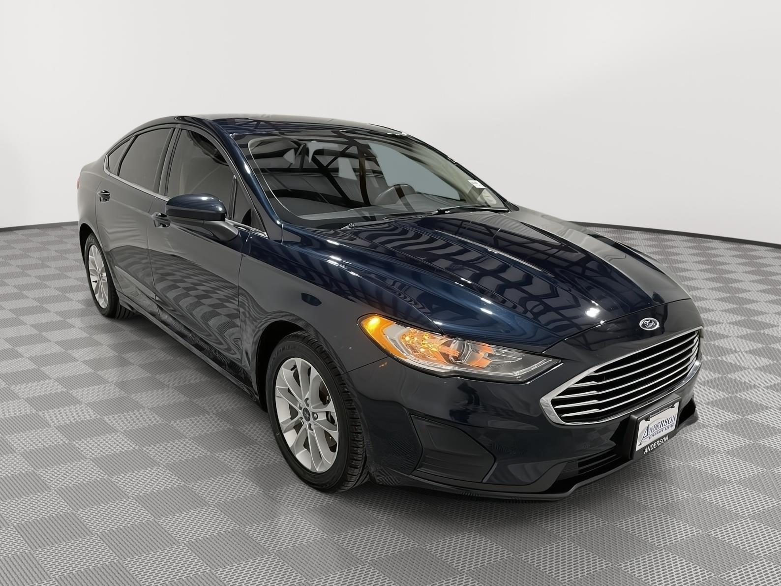 Used 2020 Ford Fusion SE Sedan for sale in St Joseph MO